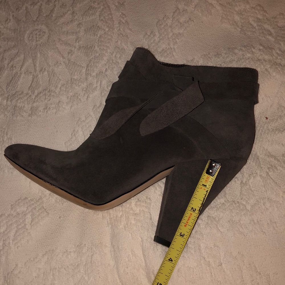Nine West suede booties - Picture 7 of 8